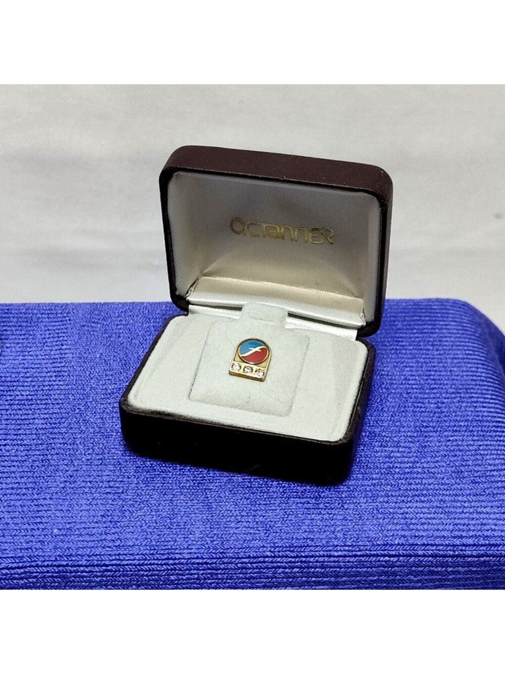 O C Tanner Freeman Hospital 35 Year Service Lapel 3 Certified Diamonds Gold Pin